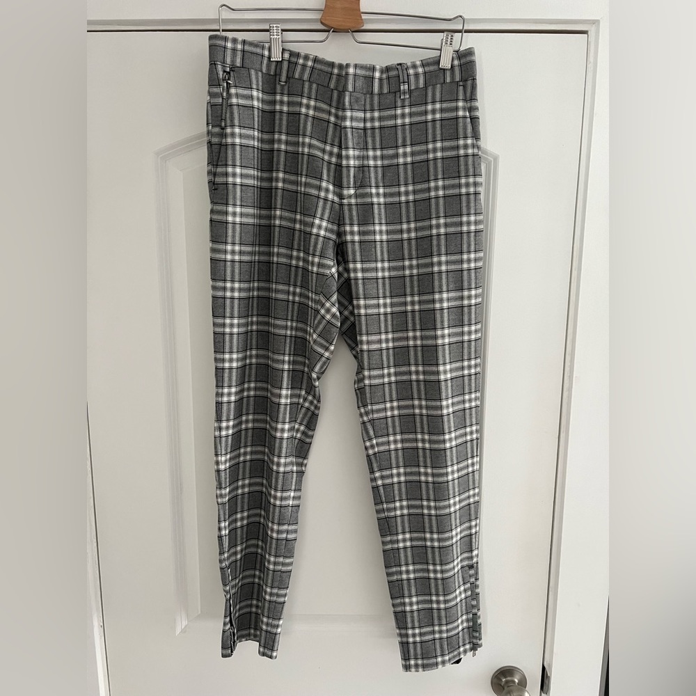 Zara pants size 31